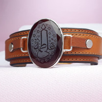 دستبند فاطمه علی (ع) عقیق سرخ تراش جواهر بند چرمی