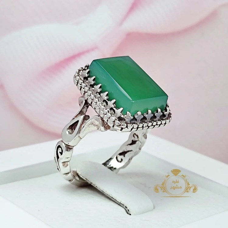 انگشتر رهبری مردانه عقیق سبز چهارگوش