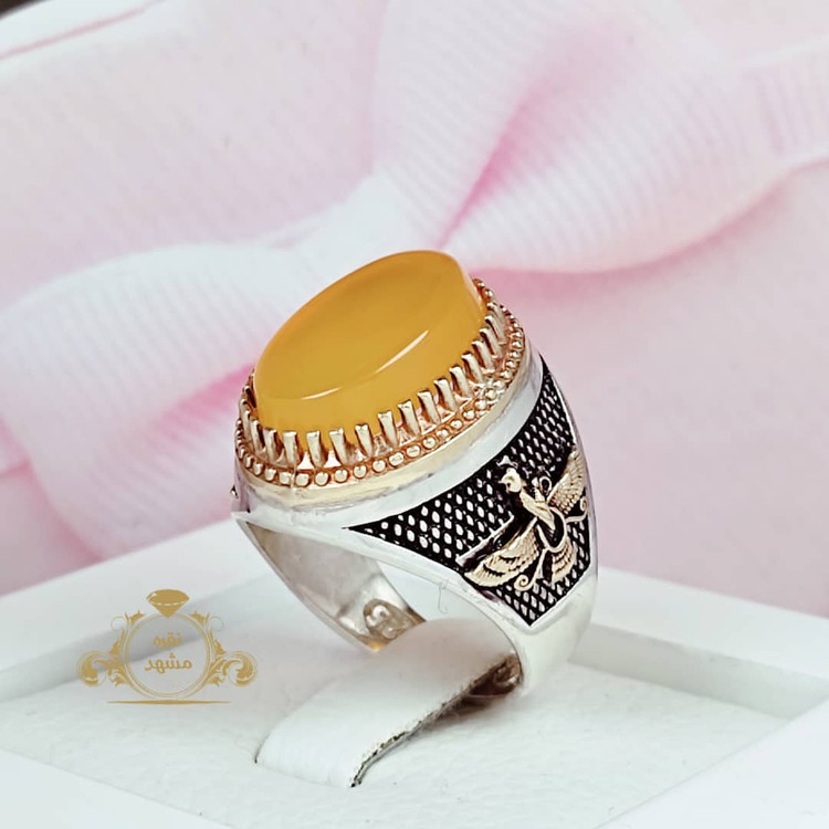 انگشتر عقیق زرد