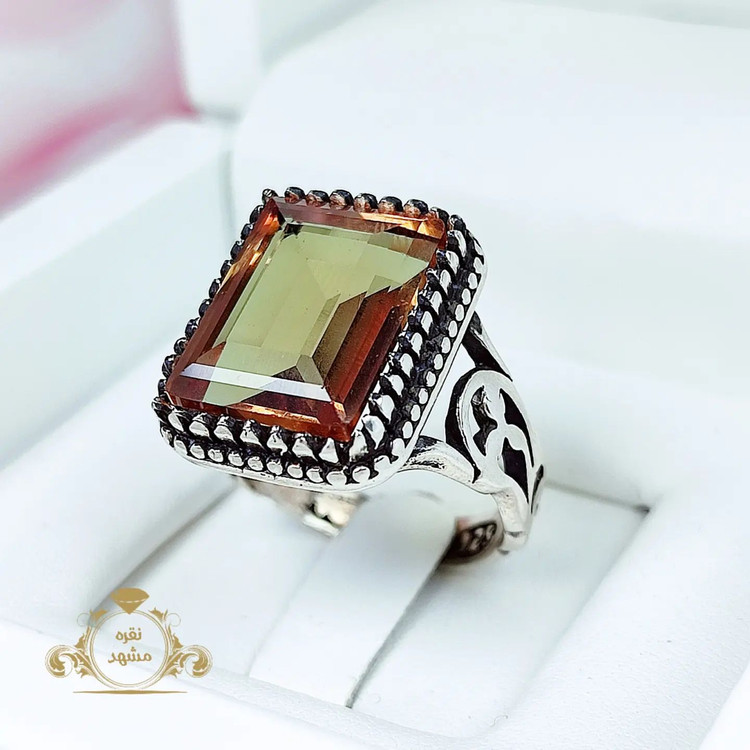 انگشتر مردانه الکساندریت طرح رهبری