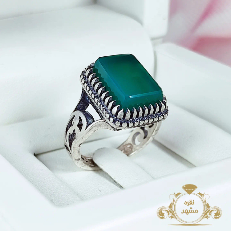 عقیق سبز