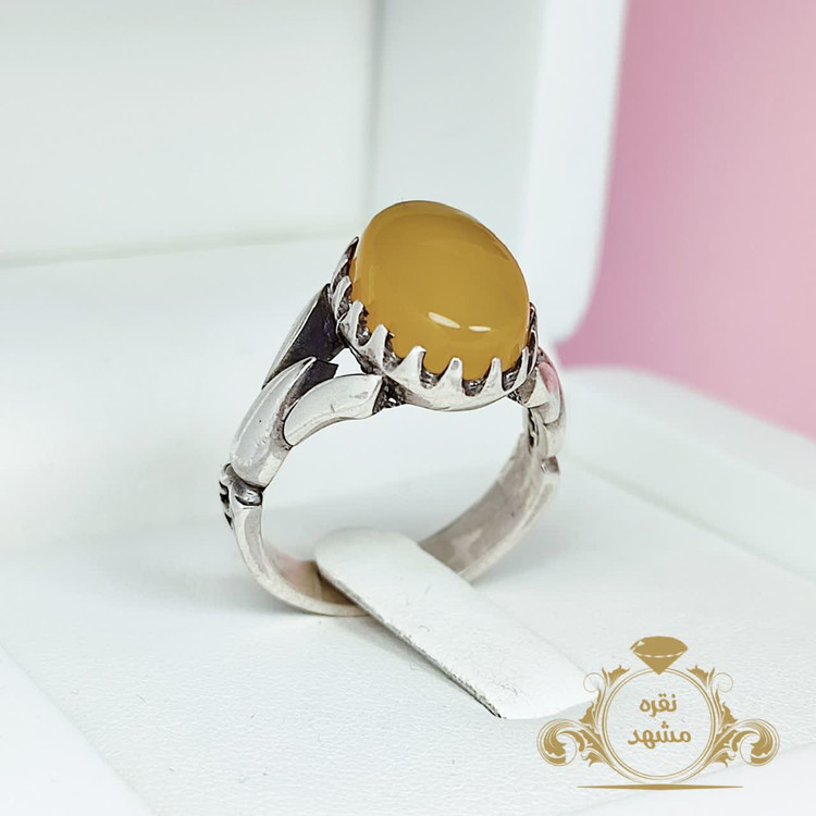 انگشتر عقیق زرد شرف الشمس