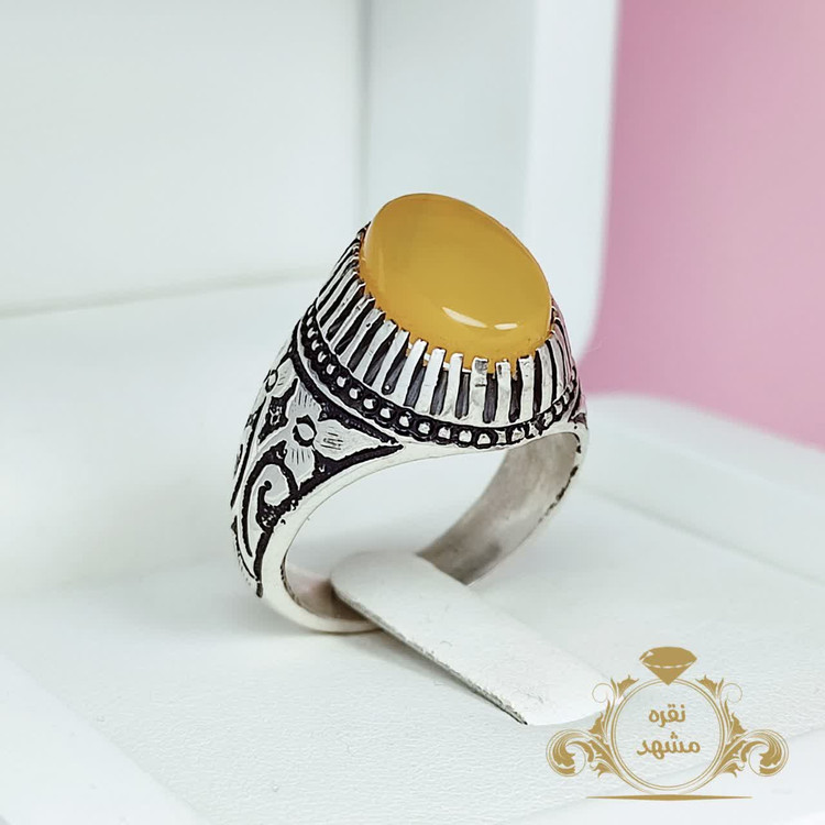 انگشتر عقیق زرد شرف الشمس