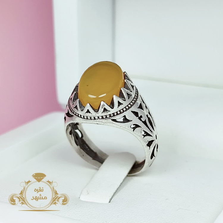 انگشتر عقیق زرد شرف الشمس