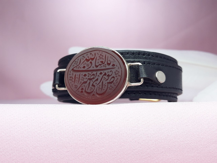 دستبند عقیق سرخ