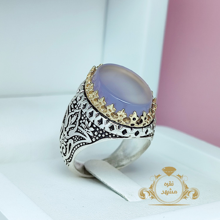 انگشتر عقیق سوسنی جوان پسند