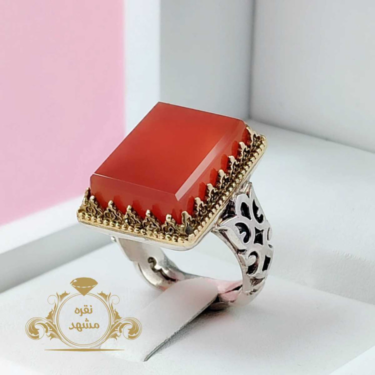 انگشتر عقیق سرخ