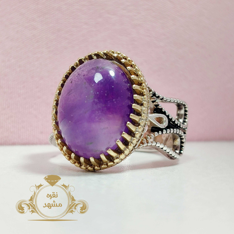 سنگ اماتیست در کجا یافت میشود