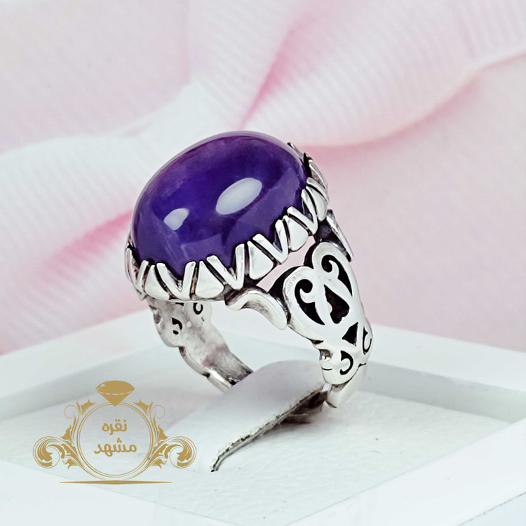 امیتیست مردانه