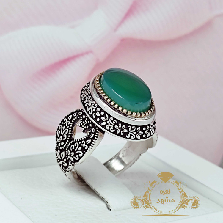 انگشتر عقیق سبز