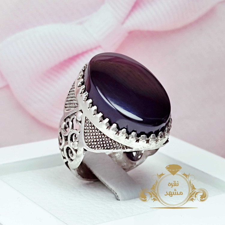 عقیق سیاه زیبا