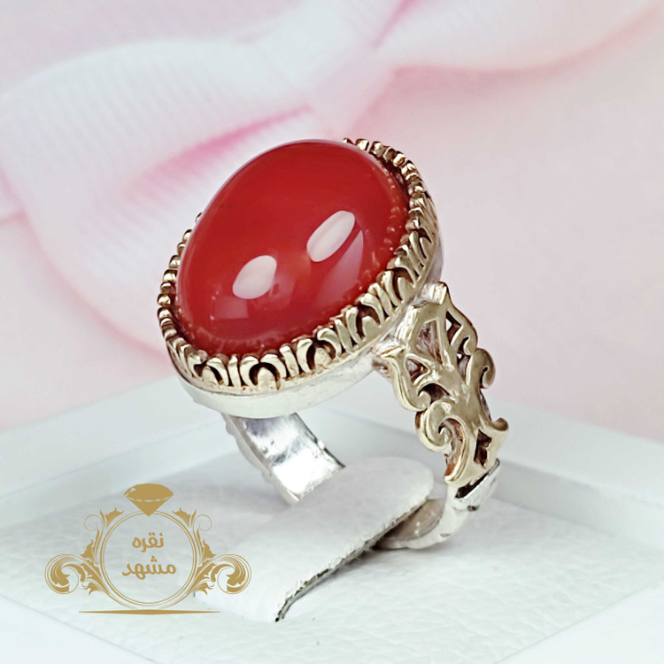 انگشتر عقیق سرخ