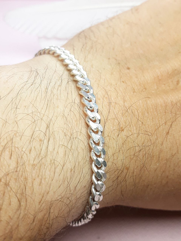 دستبند کارتیر