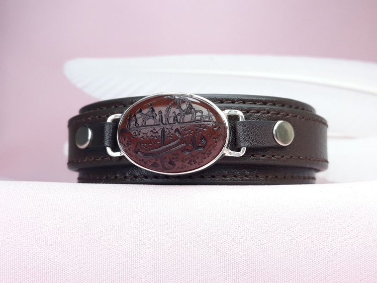 دستبند عقیق سرخ چرمی