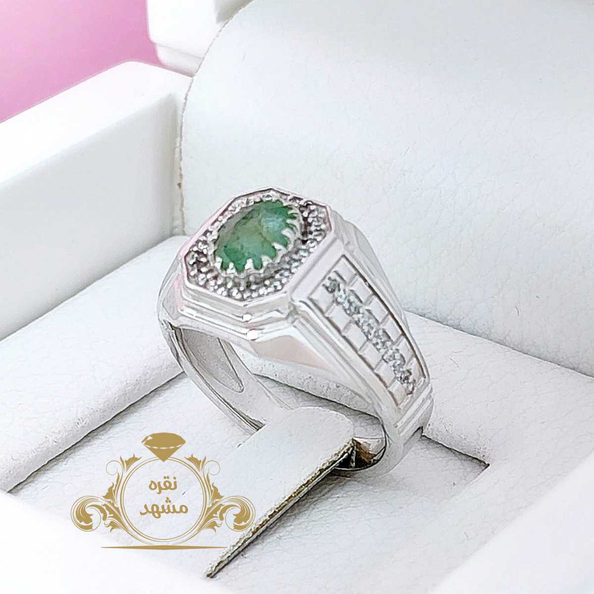 انگشتر زمرد اصلی و طبیعی خاص