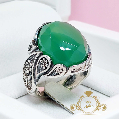 انگشتر نقره عقیق سبز معدنی تراش جواهر ساده