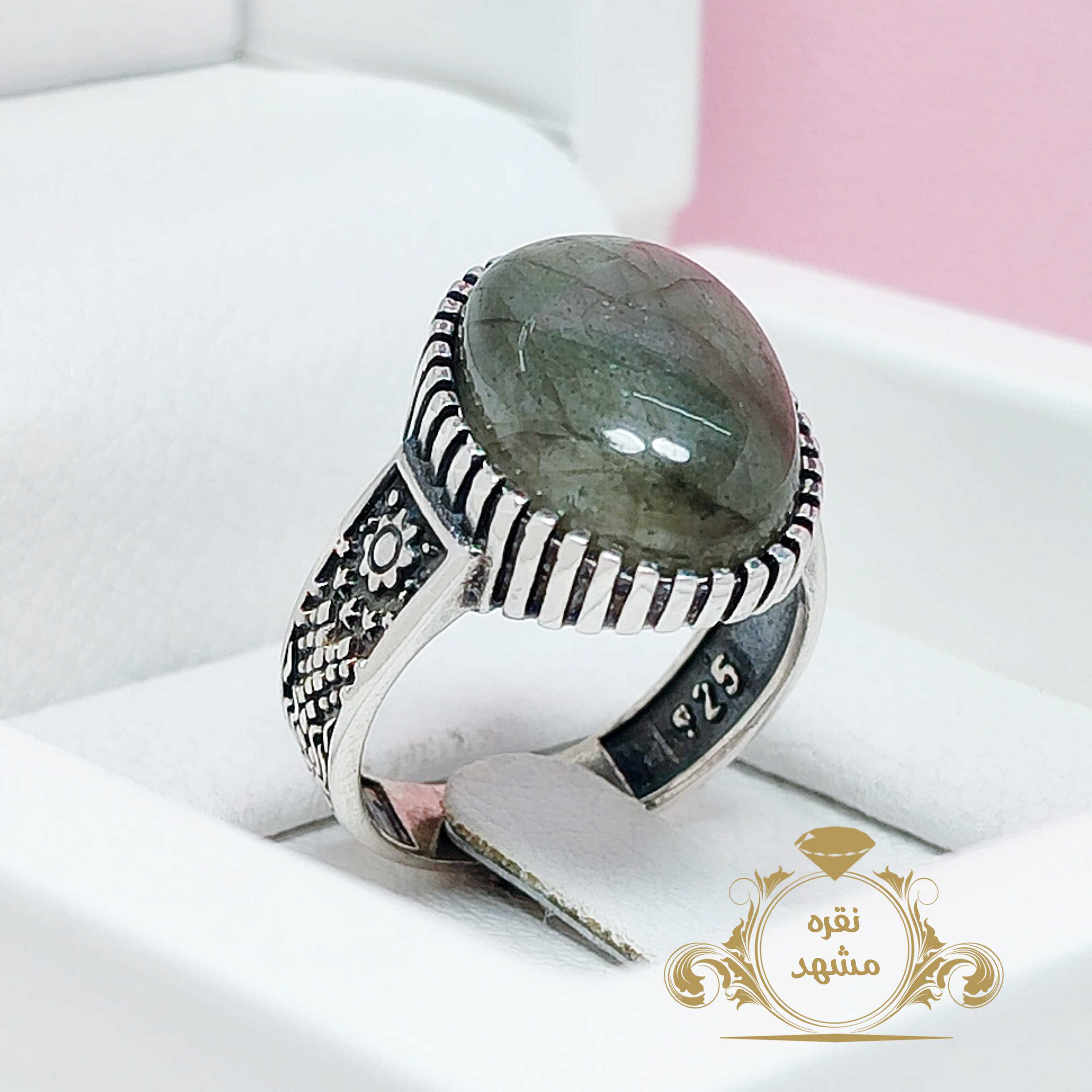 انگشتر مردانه لابرادوریت ظریف رکاب طرح گل