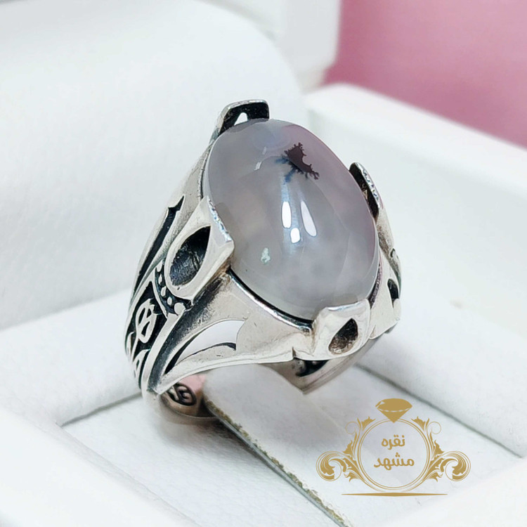 انگشتر عقیق سفید پروانه نقره چهار چنگ
