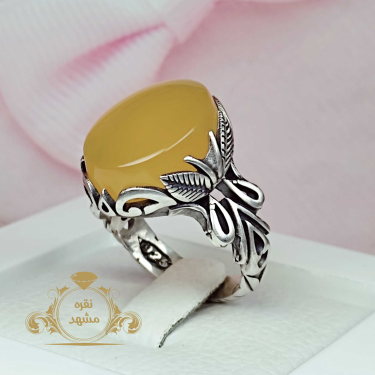 انگشتر مدل شاپرک عقیق زرد اصل