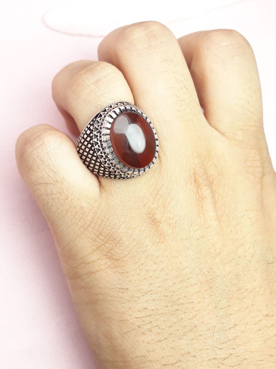 انگشتر مردانه عقیق سرخ یمنی تیره