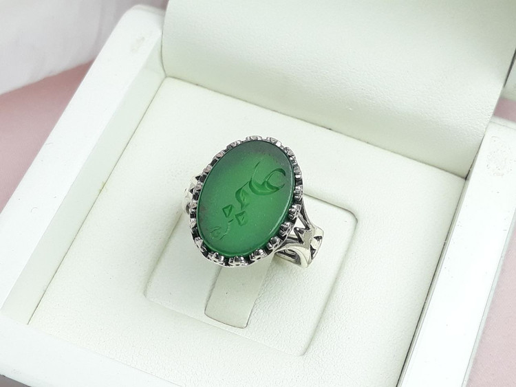 انگشتر نقره نام مبارک حضرت علی مردانه عقیق سبز