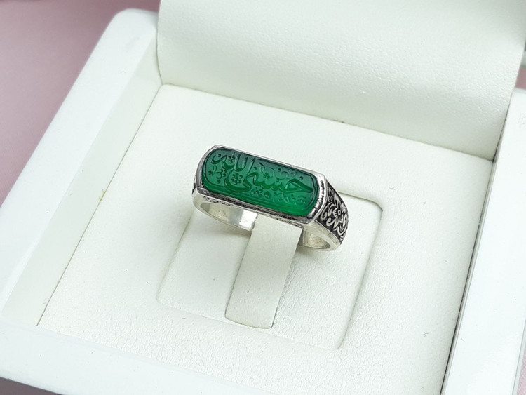 انگشتر مردانه حسبی الله دستساز عقیق سبز اصل تراش کپسولی