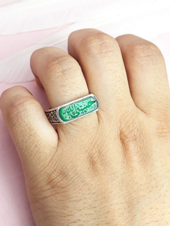 انگشتر نقره مردانه حسبی الله دستساز عقیق سبز تراش کپسولی