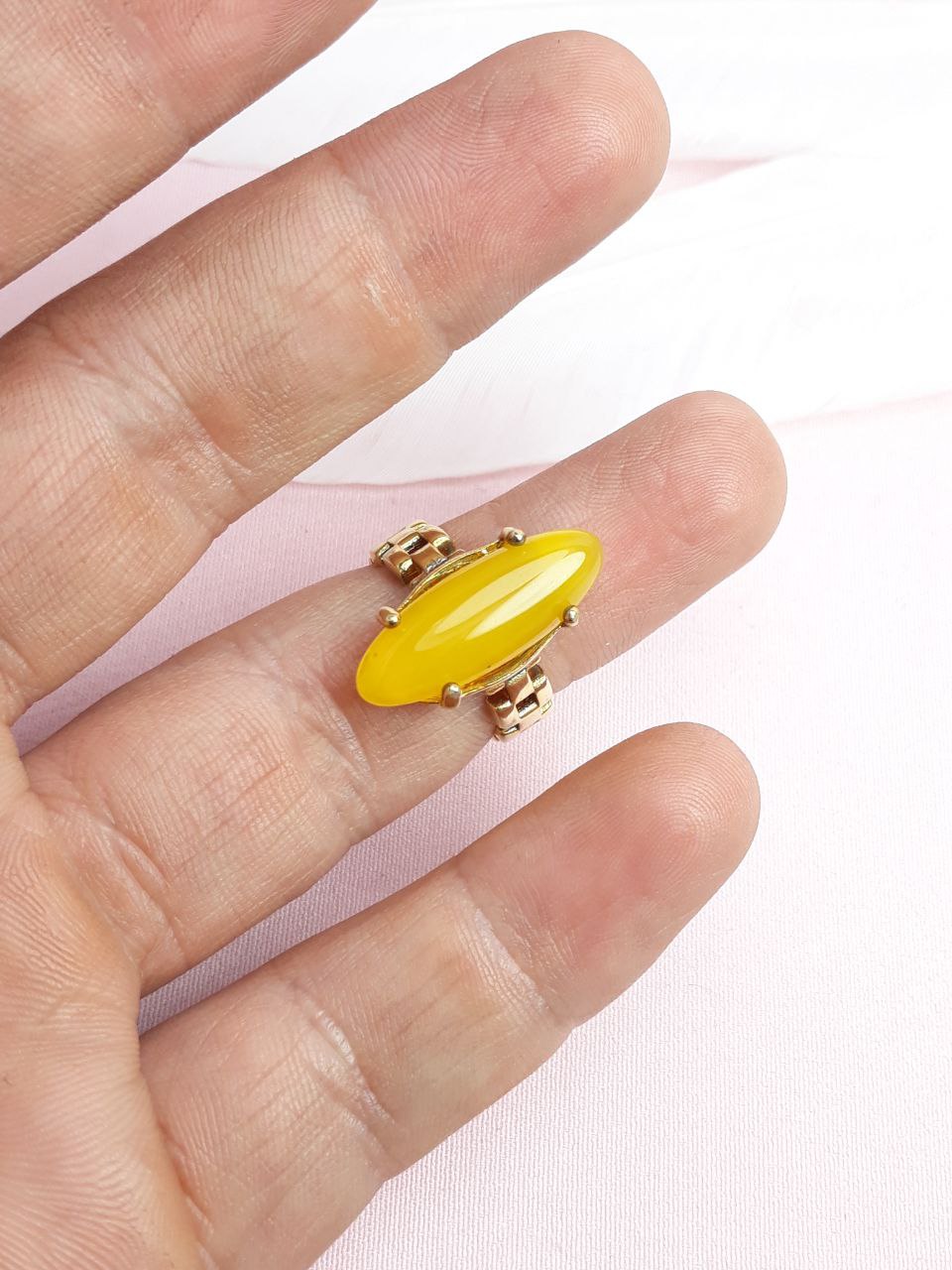 انگشتر زنانه عقیق زرد روکش طلایی خاص