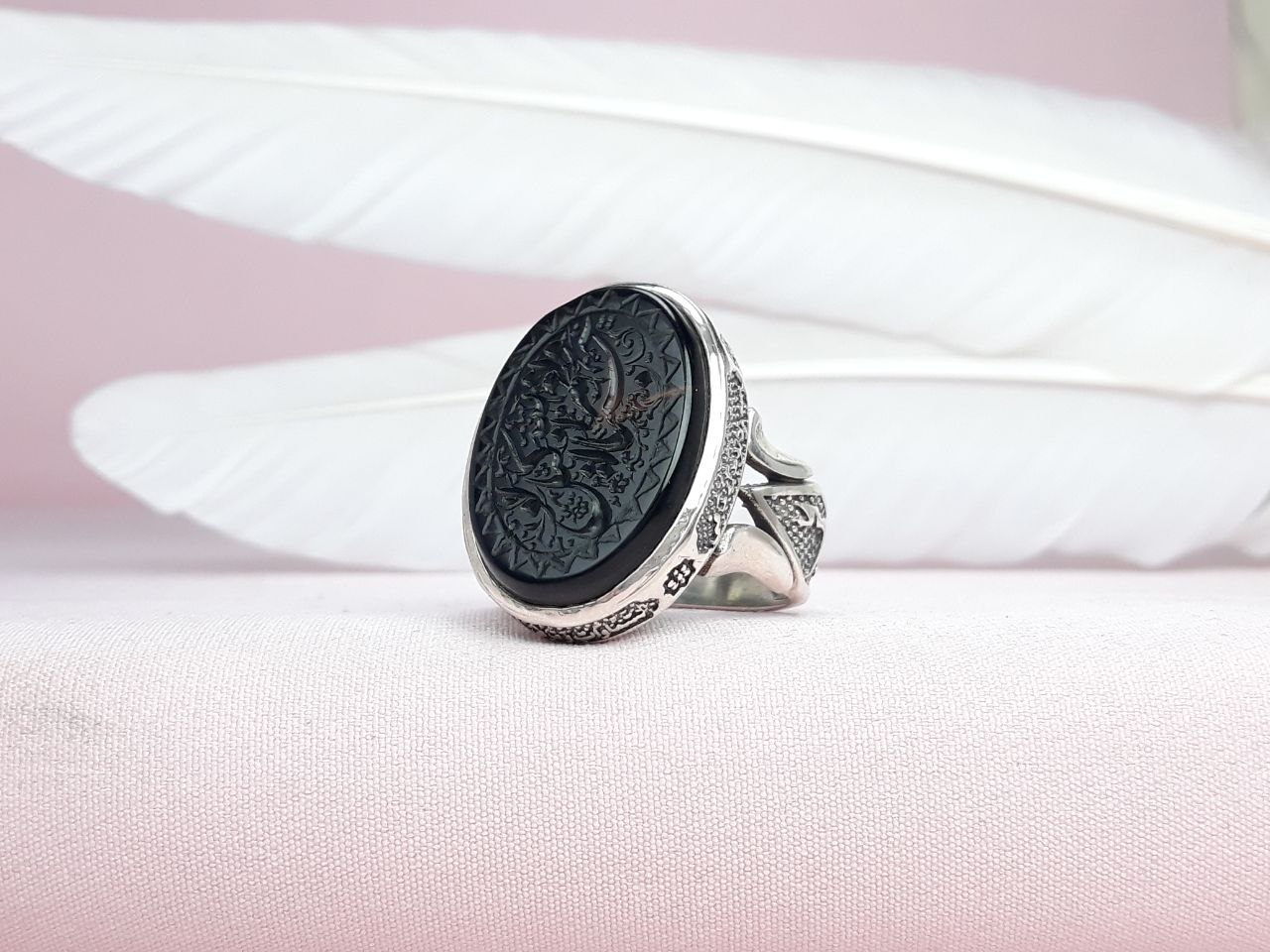 انگشتر نقره مردانه عقیق سیاه ذکر حسبنا الله و نعم الوکیل