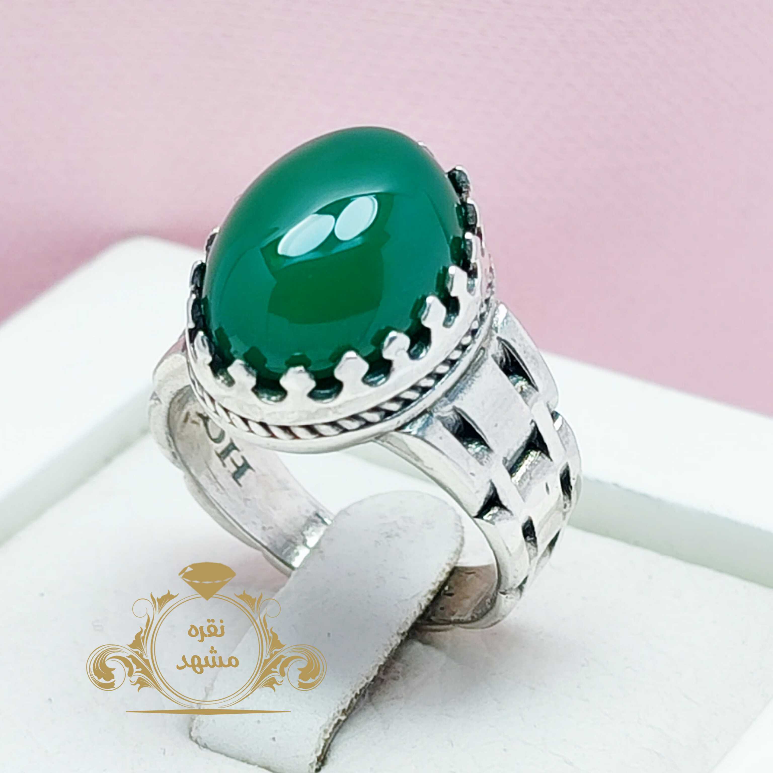 انگشتر مردانه عقیق سبز معدنی مدل قلابی