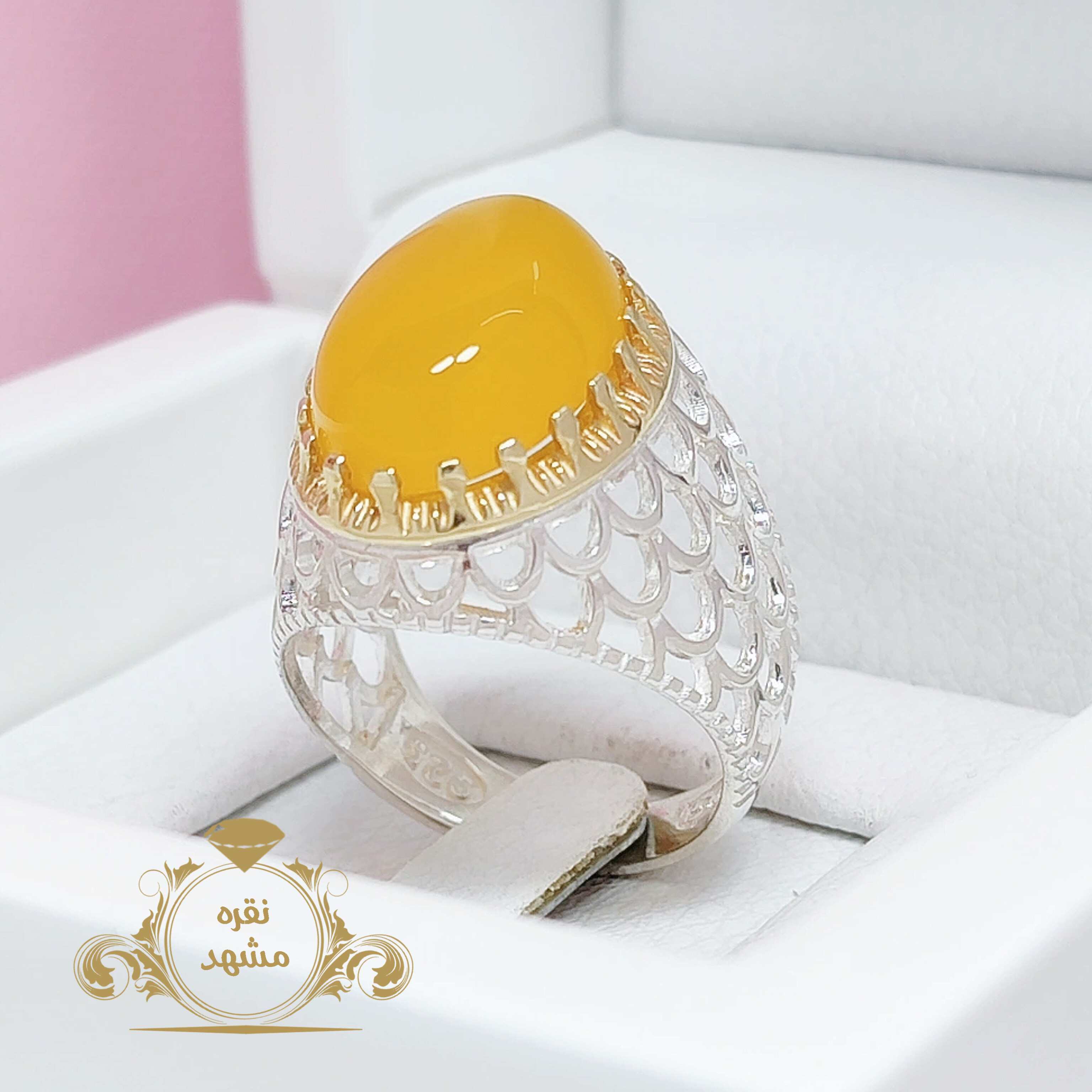 انگشتر مردانه عقیق زرد تراس دامله سبک وزن