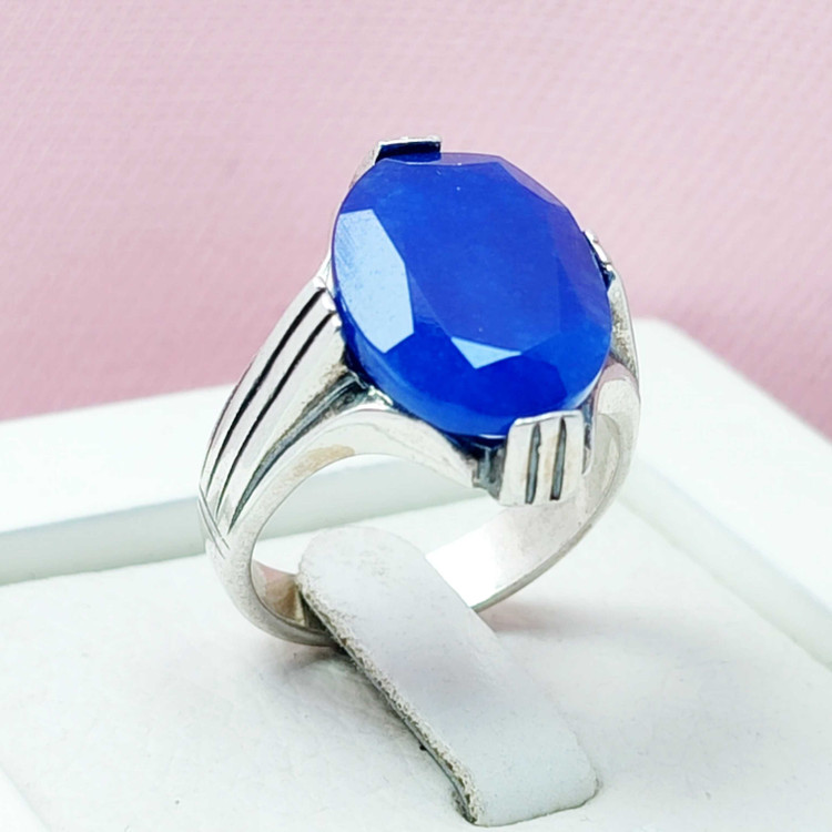 انگشتر مردانه جید یاقوتی کبود خوش تراش چهار چنگ