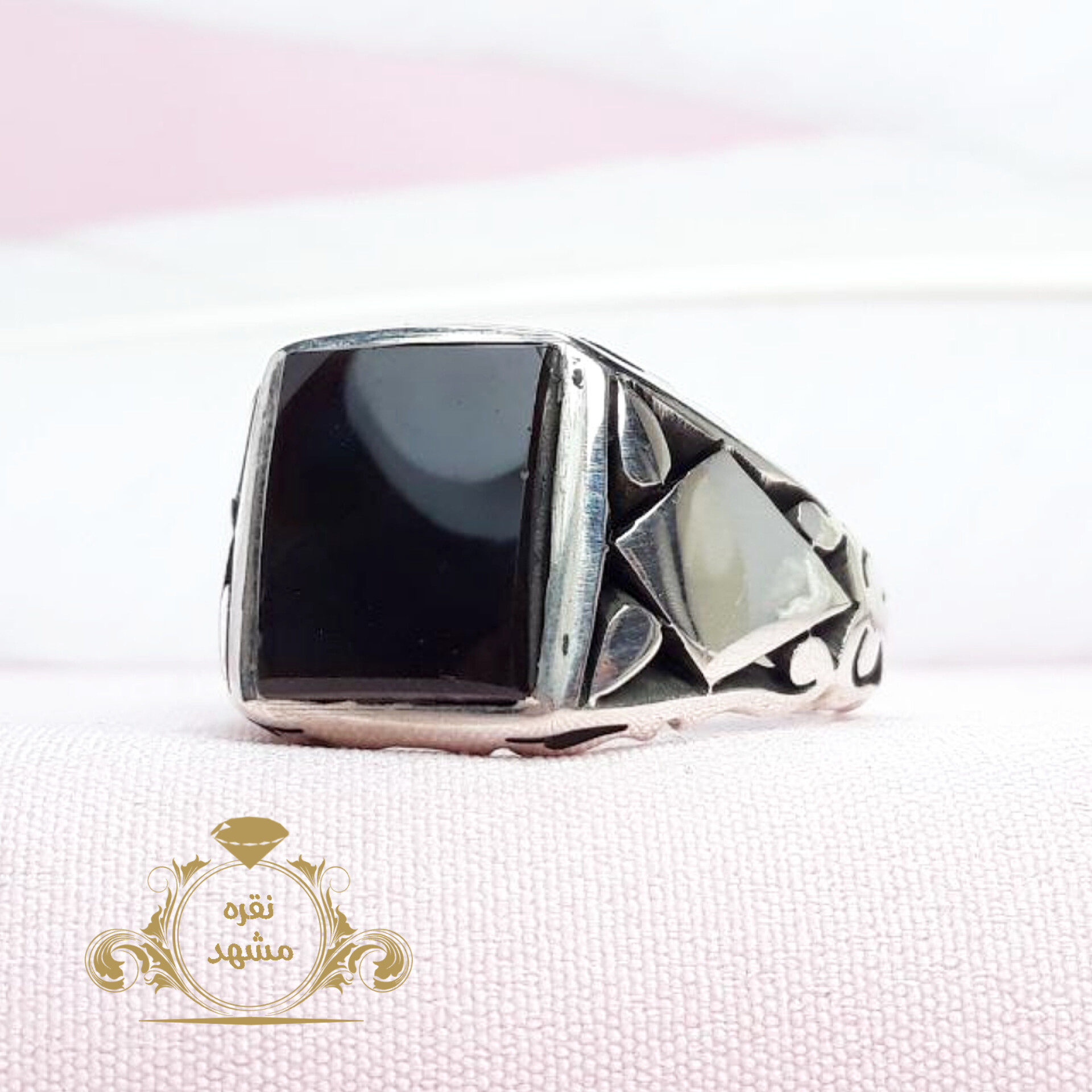 انگشتر دستساز نقره مردانه عقیق سیاه اسپرت