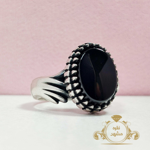 انگشتر مردانه عقیق سیاه مدل دست و دلبر