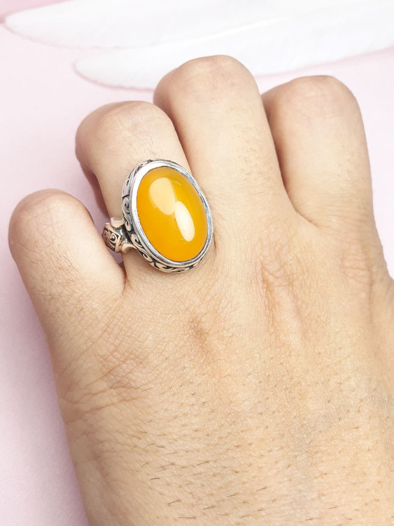 انگشتر نقره مردانه دستساز عقیق زرد حرز امام جواد