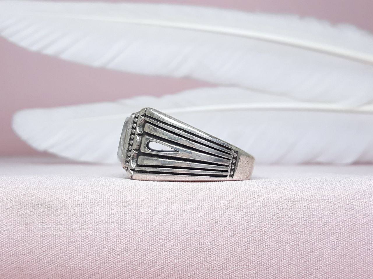 انگشتر نقره مردانه در نجف اصلی تراش جواهر چهار گوش