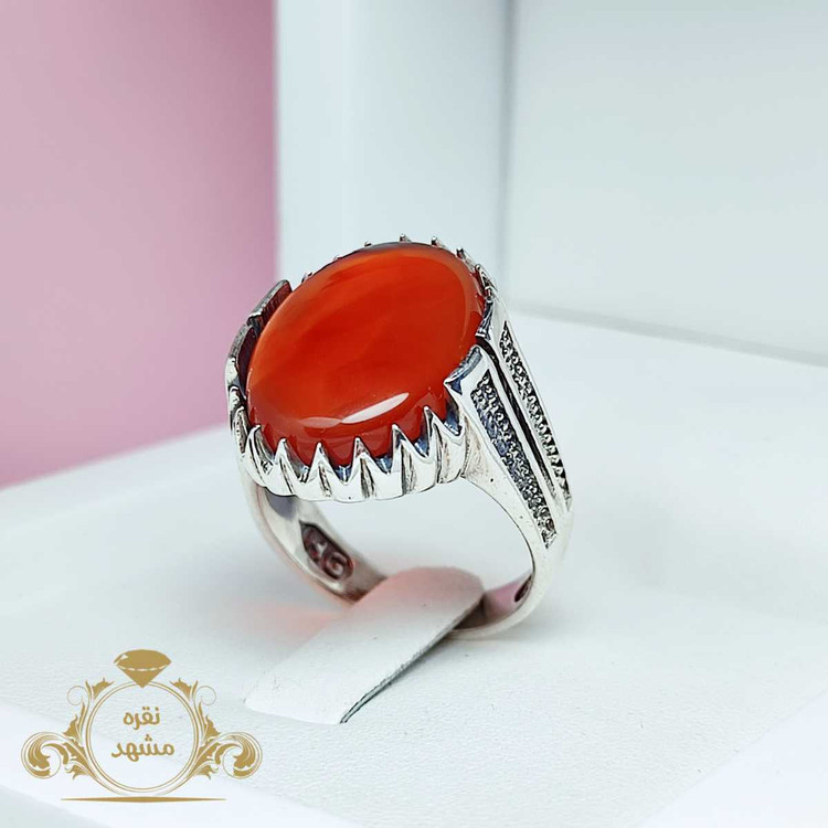 انگشتر نگین سرخ خراسانی روشن ساده و شیک