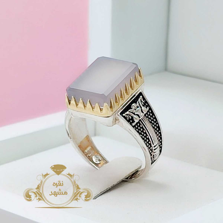 انگشتر مردانه اصل خاص چهارگوش عقیق سوسنی