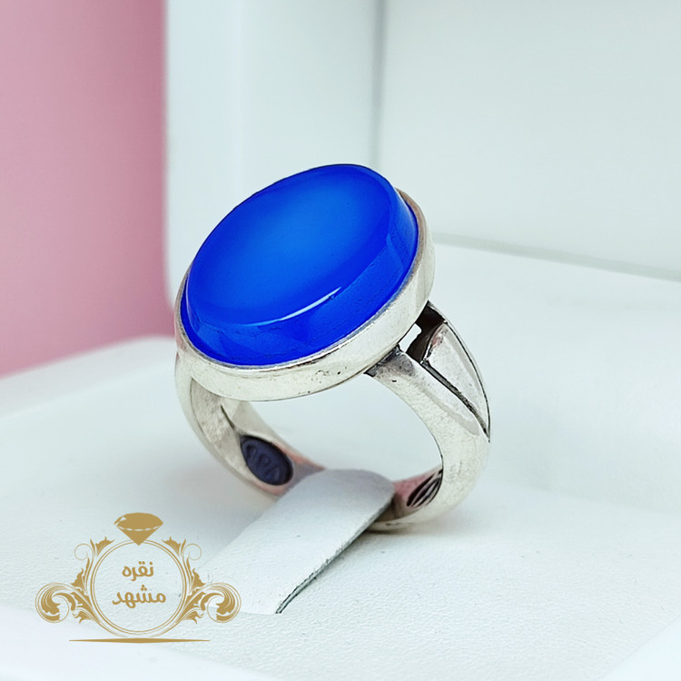 انگشتر عالی و پر فروش عقیق آبی تیره پا اردکی