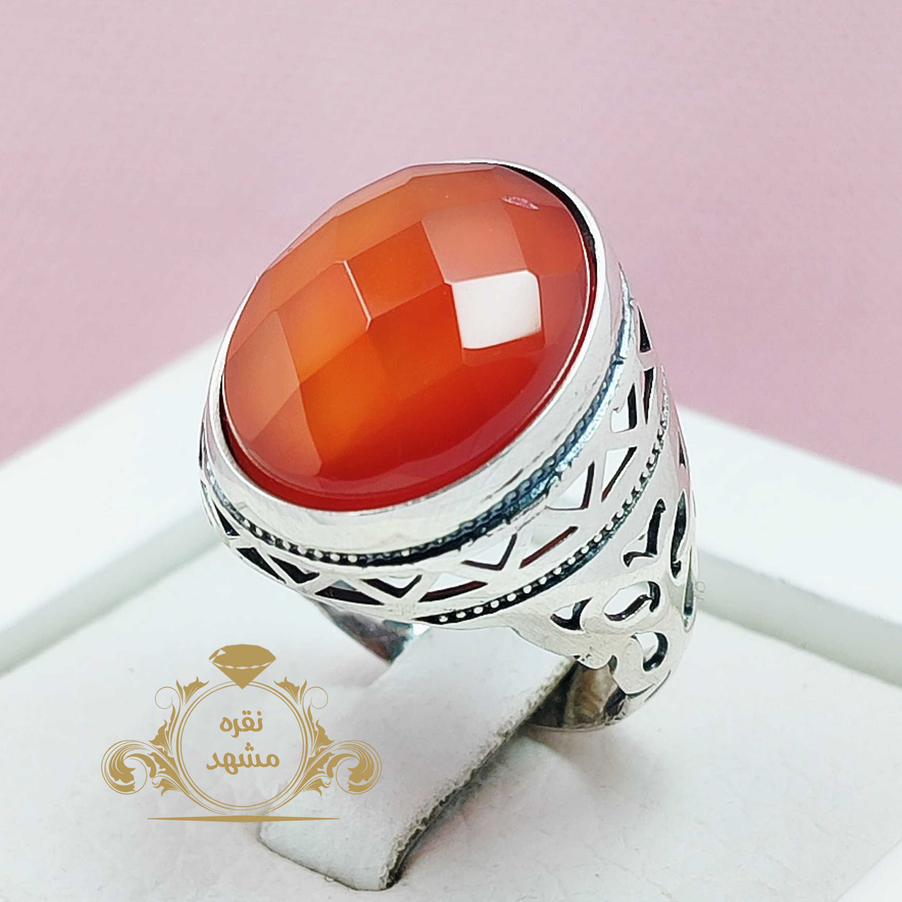 انگشتر مردانه عقیق سرخ تراش فنسی