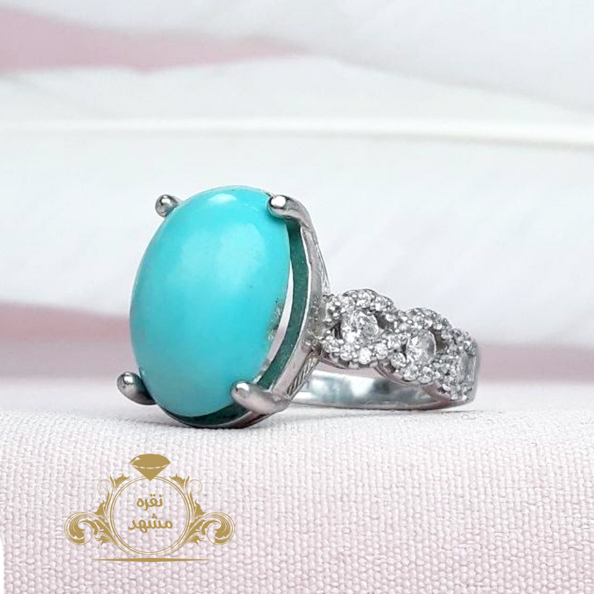 انگشتر زنانه فیروزه نیشابوری اصل مناسب روژ زن